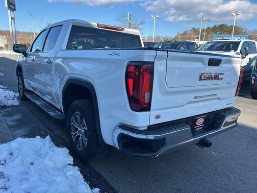 2022 GMC Sierra 1500 SLT