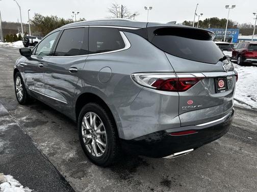 2024 Buick Enclave Essence AWD