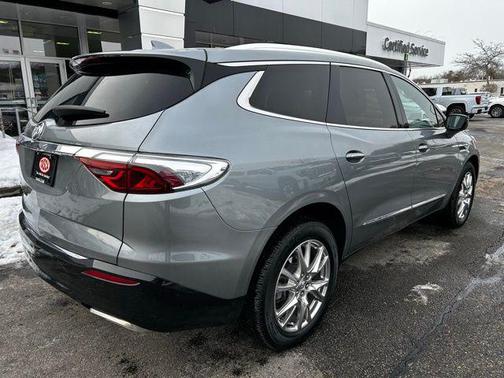2024 Buick Enclave Essence AWD