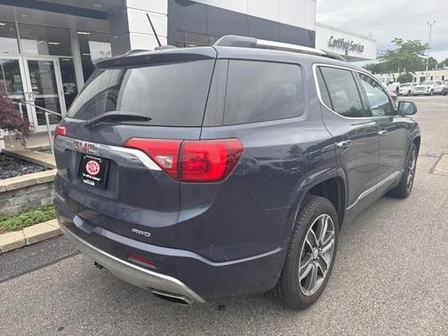 2019 GMC Acadia Denali