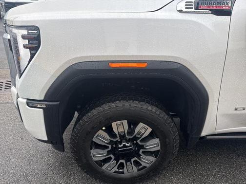 2025 GMC Sierra 2500 Denali
