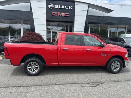 Flame Red Clearcoat 2018 RAM 1500 Big Horn