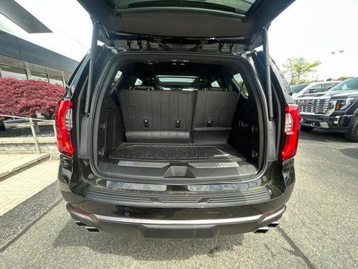 Onyx Black 2025 GMC Yukon 4WD AT4 Ultimate