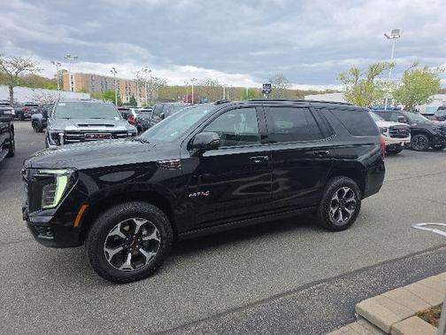 Onyx Black 2025 GMC Yukon 4WD AT4 Ultimate