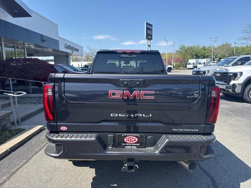 2024 GMC Sierra 2500 Denali