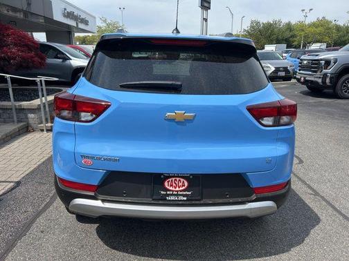 Fountain Blue 2024 Chevrolet Trailblazer LT
