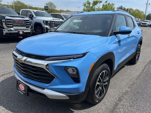 Fountain Blue 2024 Chevrolet Trailblazer LT