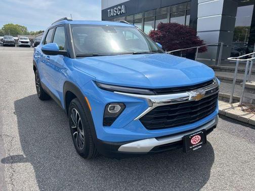 Fountain Blue 2024 Chevrolet Trailblazer LT