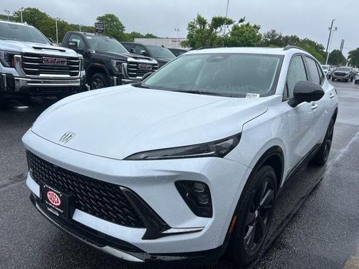 Iridescent White Tricoat 2026 Buick Envision Sport Touring AWD