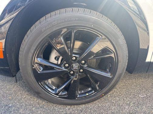 Iridescent White Tricoat 2026 Buick Envision Sport Touring AWD