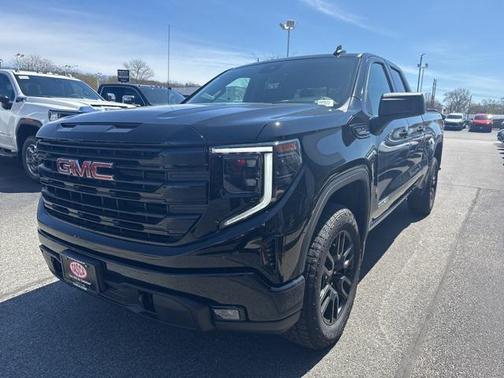 2025 GMC Sierra 1500 Elevation