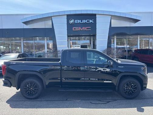 2025 GMC Sierra 1500 Elevation