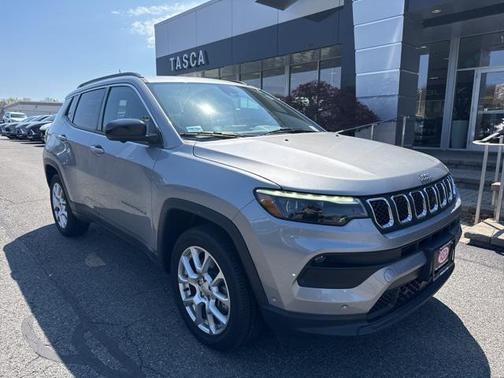 2023 Jeep Compass Latitude Lux
