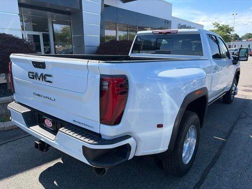 Glacier White Tricoat 2026 GMC Sierra 3500 Denali