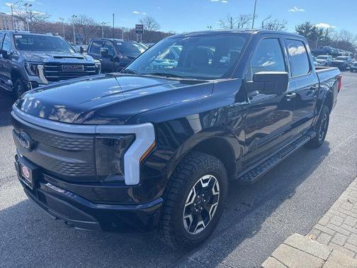 2023 Ford F-150 Lightning XLT