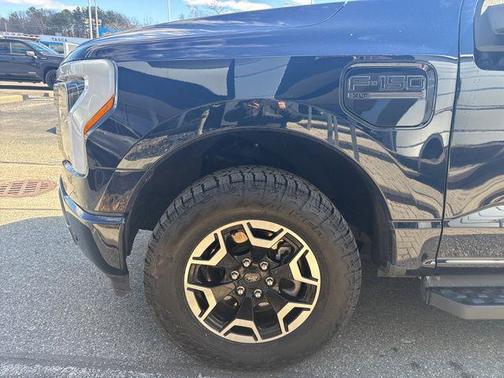 2023 Ford F-150 Lightning XLT