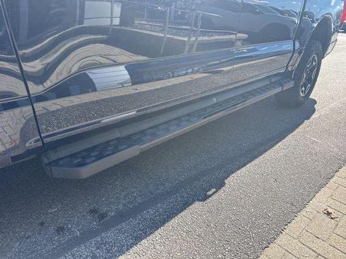 2023 Ford F-150 Lightning XLT