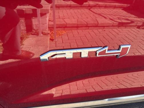 2026 GMC Terrain AWD AT4