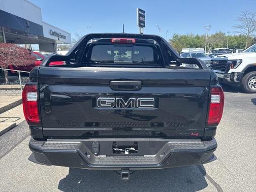 2025 GMC Canyon Base
