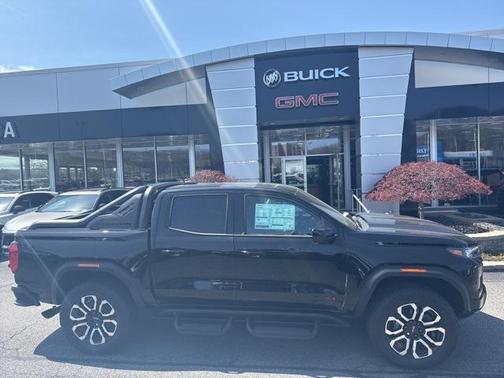 2025 GMC Canyon Base