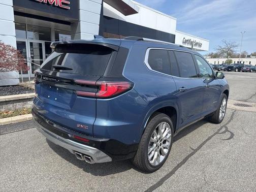 2025 GMC Acadia Denali