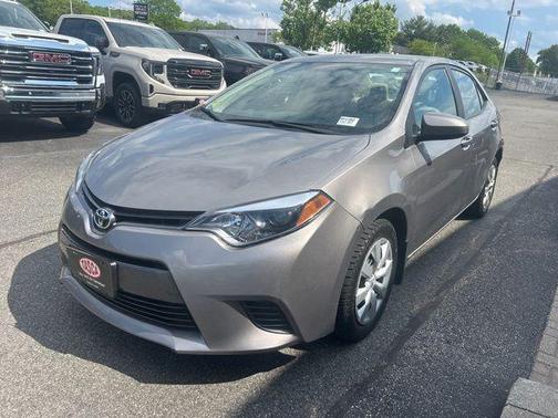 Brown 2015 Toyota Corolla LE