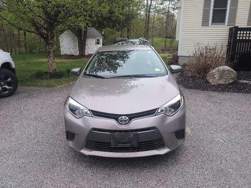 Brown 2015 Toyota Corolla LE