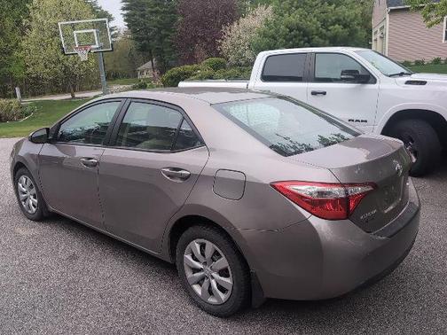 Brown 2015 Toyota Corolla LE