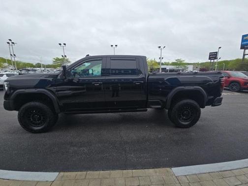 2024 GMC Sierra 2500 AT4