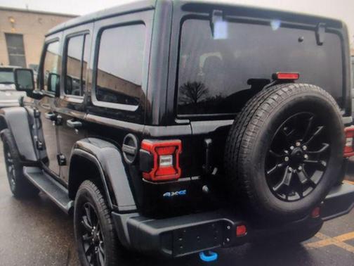 Black Clearcoat 2024 Jeep Wrangler 4xe Sahara