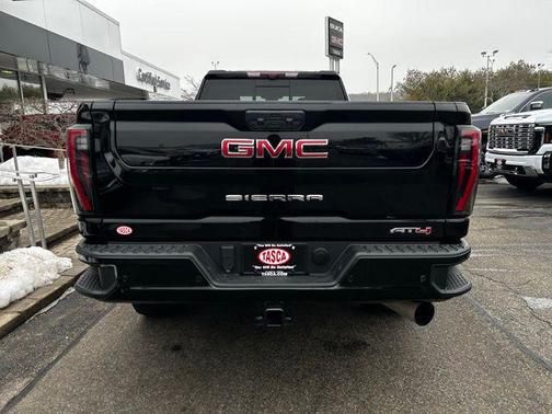 2024 GMC Sierra 3500 AT4