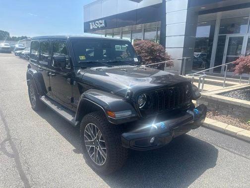 Black Clearcoat 2024 Jeep Wrangler 4xe High Altitude