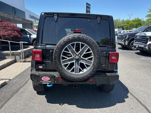 Black Clearcoat 2024 Jeep Wrangler 4xe High Altitude