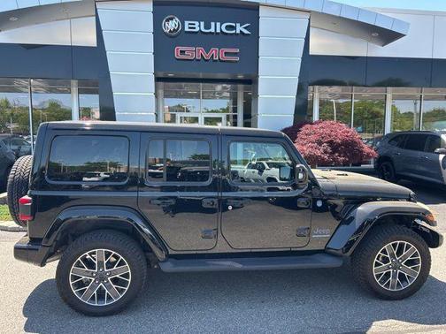 Black Clearcoat 2024 Jeep Wrangler 4xe High Altitude