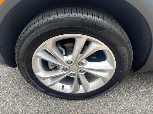 Summit White 2023 Buick Encore GX Preferred