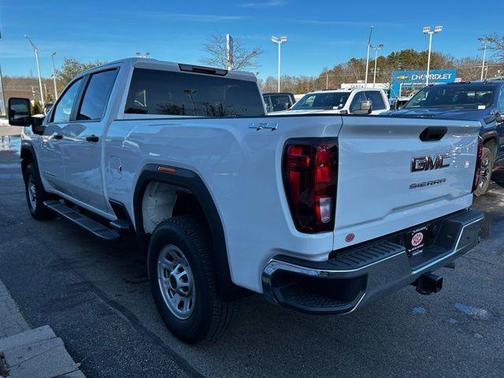 2024 GMC Sierra 2500 Pro