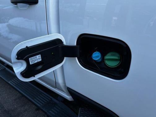 2024 GMC Sierra 2500 Pro