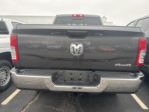 2022 RAM 2500 Tradesman Crew Cab 4x4 6'4' Box