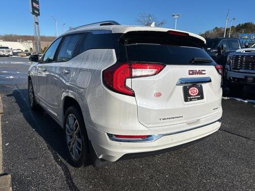 2023 GMC Terrain Denali