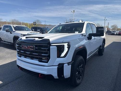 2025 GMC Sierra 2500 AT4