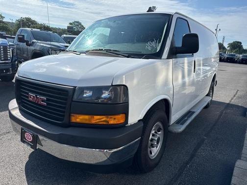 2022 GMC Savana 2500 Work Van