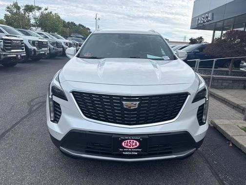 2021 Cadillac XT4 Premium Luxury