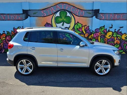 2014 Volkswagen Tiguan 4MOTION Auto R-Line