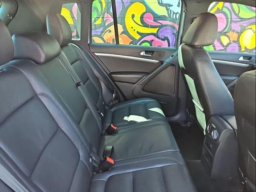 2014 Volkswagen Tiguan 4MOTION Auto R-Line