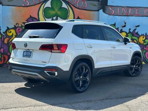 2022 Volkswagen Taos 1.5T SE