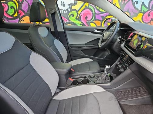 2023 Volkswagen Taos 1.5T SEL