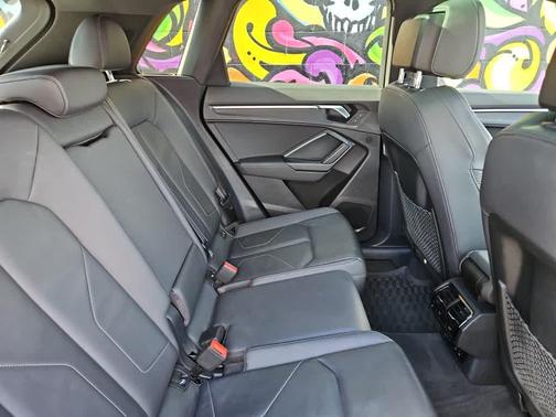 2022 Audi Q3 45 S line Premium