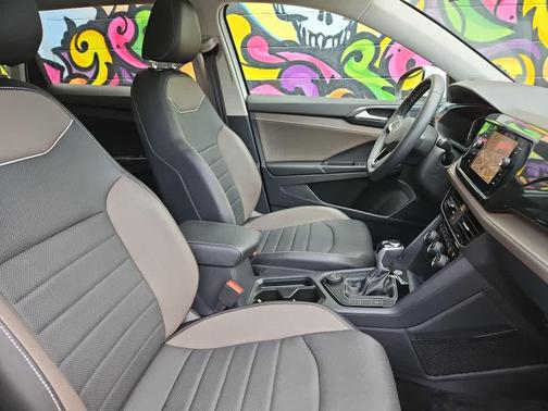 2023 Volkswagen Taos 1.5T SEL