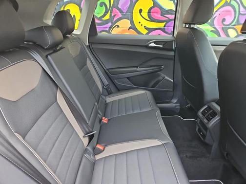 2023 Volkswagen Taos 1.5T SEL