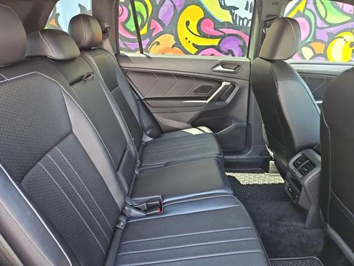 2022 Volkswagen Tiguan 2.0T SE R-Line Black 4MOTION